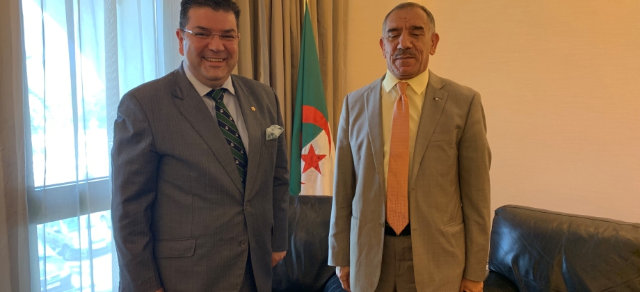 Reunión de Trabajo con el Embajador Lazhar Soualem, Director de Asuntos Multilaterales del Ministerio de Asuntos Exteriores de Argelia.