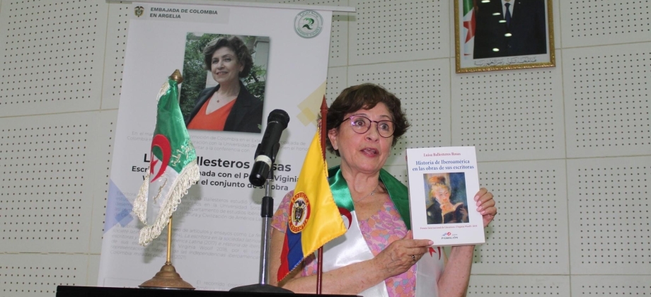 Conferencia con Luisa Rosas Ballesteros. Créditos: Embajada de Colombia en Argelia